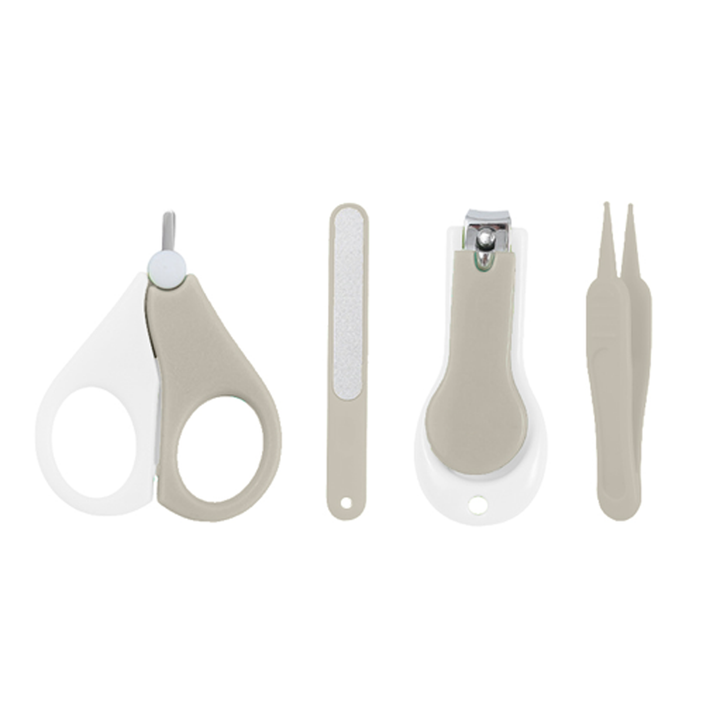 Compact grooming kit